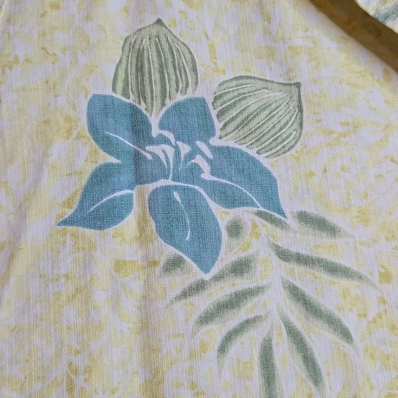 Vintage Tommy Bahama Floral Button-Up Blouse Size L - Picture 5 of 9